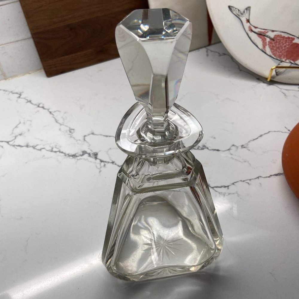 Beautiful Vintage Decanter - Picture 7 of 10